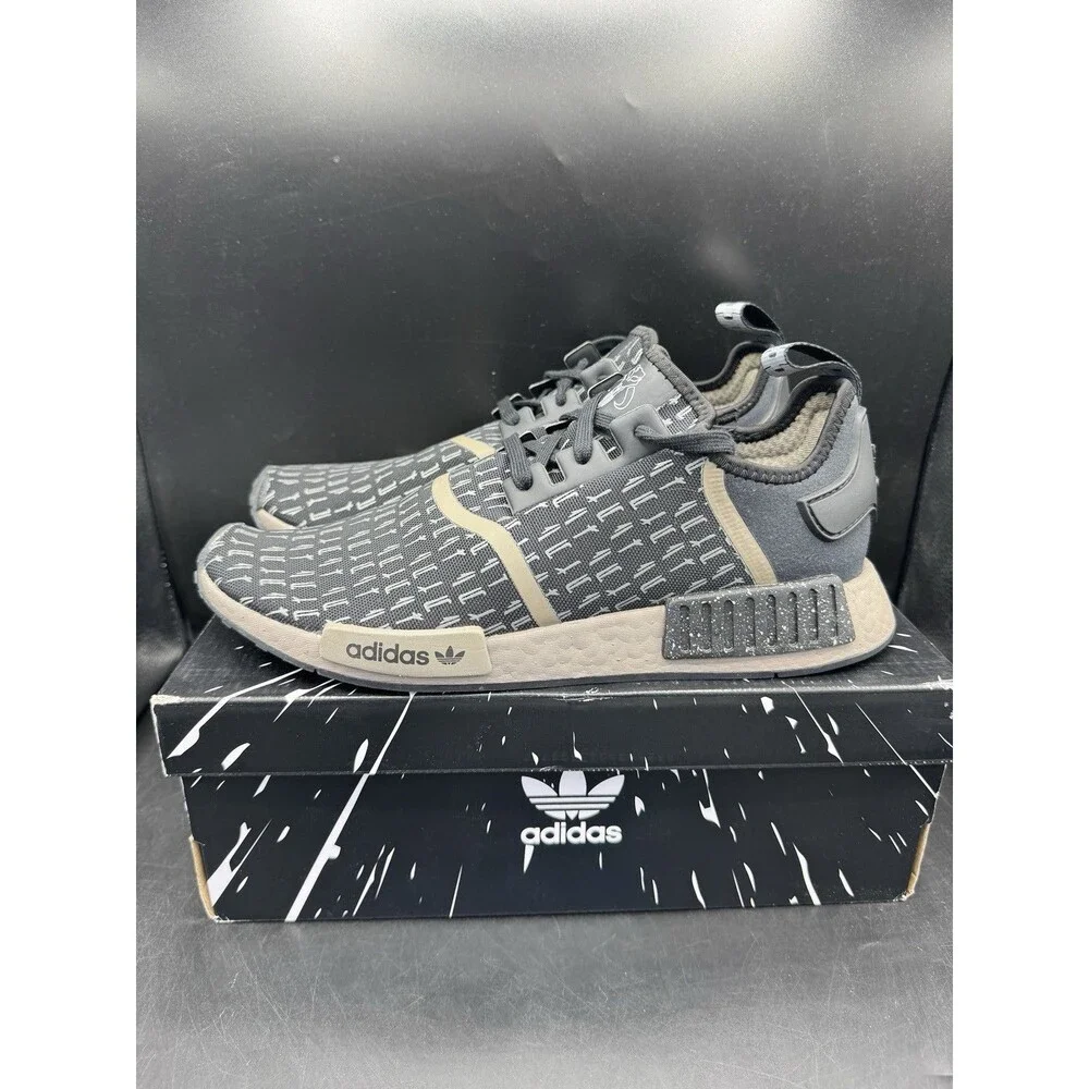 adidas NMD R1 x Star Wars 'Mandolarian' Men’s Size 11.5